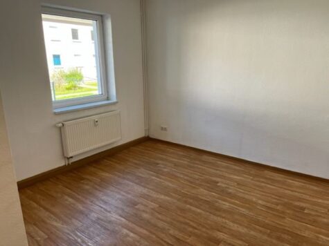 Barrierefreie 2- Zimmerwohnung mit eigener Auffahrrampe und Einbauküche, 06749 Bitterfeld-Wolfen, Wohnung